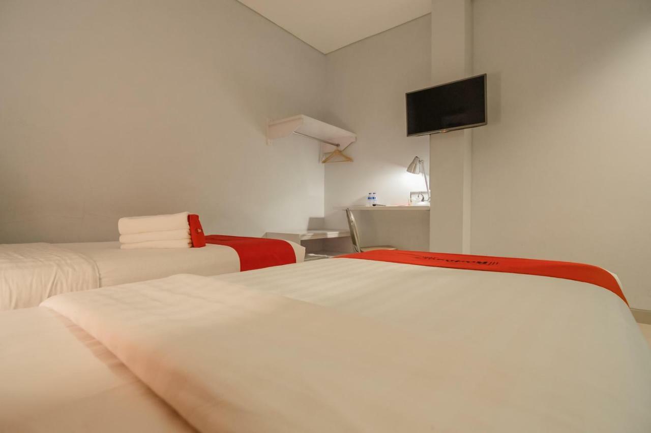 เรดดอร์ซ พลัส เนียร์ ซูการ์โนฮัตตาแอร์พอร์ต 2 Hotel ทังเกอรัง ภายนอก รูปภาพ